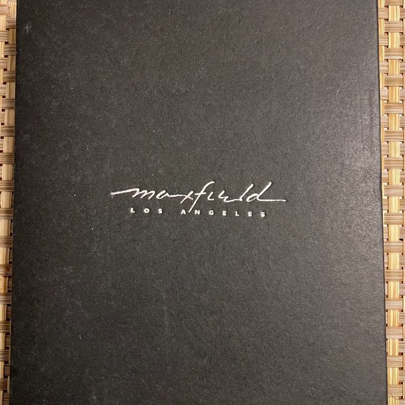 Maxfield skull necklace - Picture 3 of 3